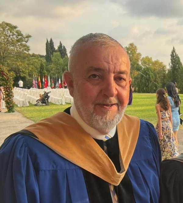 网上配资平台开户炒股 “中国的经济发展模式对阿拉伯国家有激励作用”  ——访黎巴嫩美国科技大学工商管理学院院长皮埃尔·扈利_大皖新闻 | 安徽网