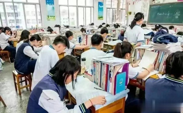 安全炒股配资门户 学霸既是先天遗传也是后天培养